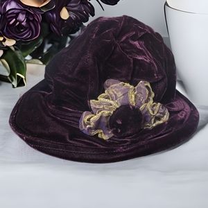 1950s Velvet Hat 🍆 Blossom Hat